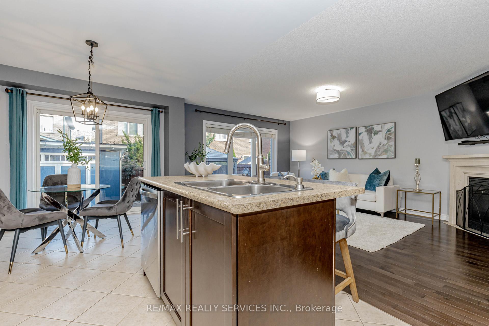 Photo 17 of 152 Weston Drive, Milton, Scott — HOMEH
