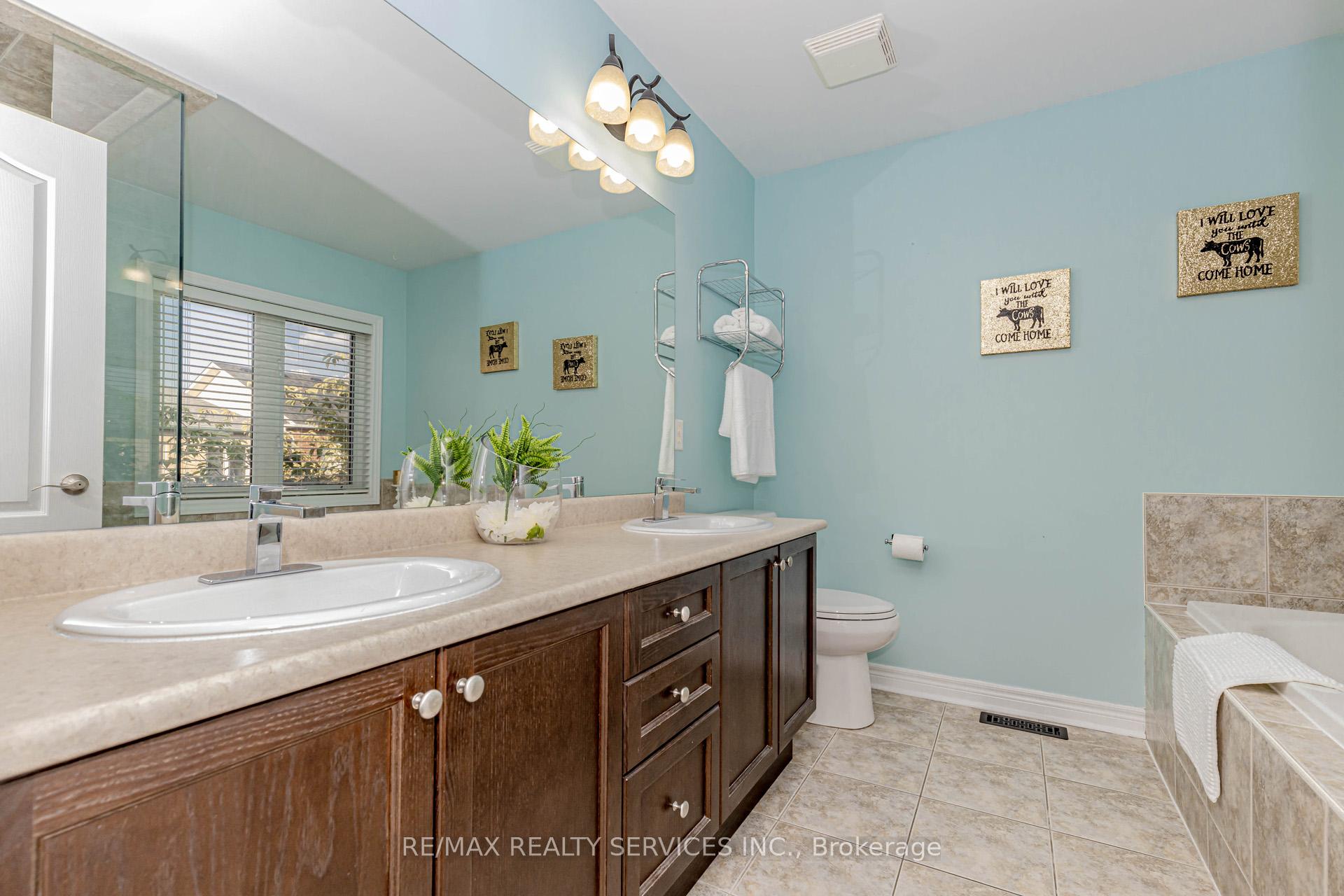 Photo 26 of 152 Weston Drive, Milton, Scott — HOMEH