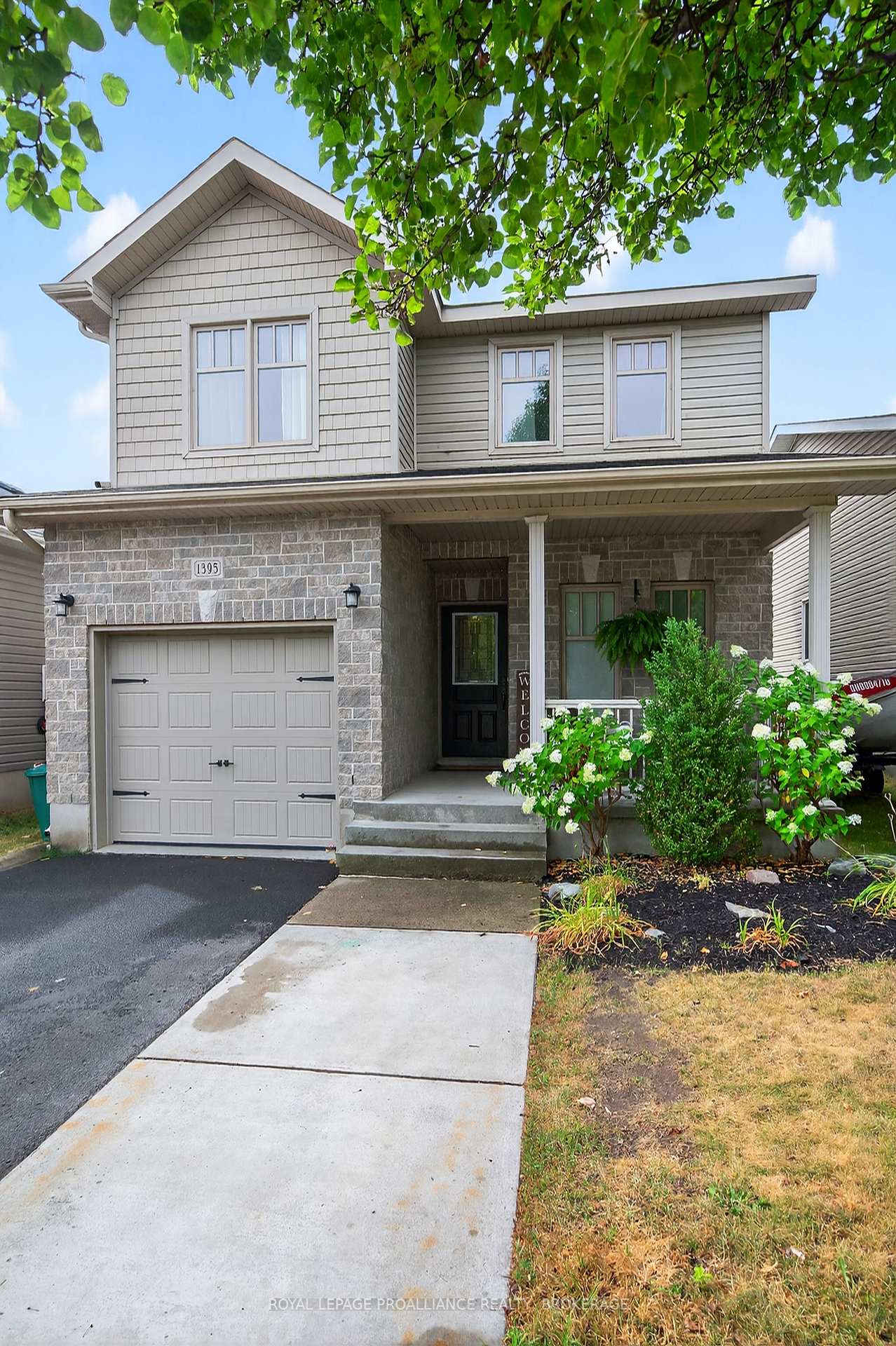 Photo 2 of 1395 Atkinson Street, Kingston, City Northwest — HOMEH