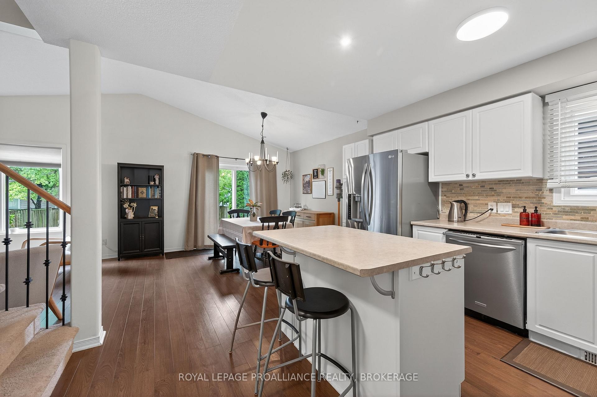 Photo 11 of 1395 Atkinson Street, Kingston, City Northwest — HOMEH