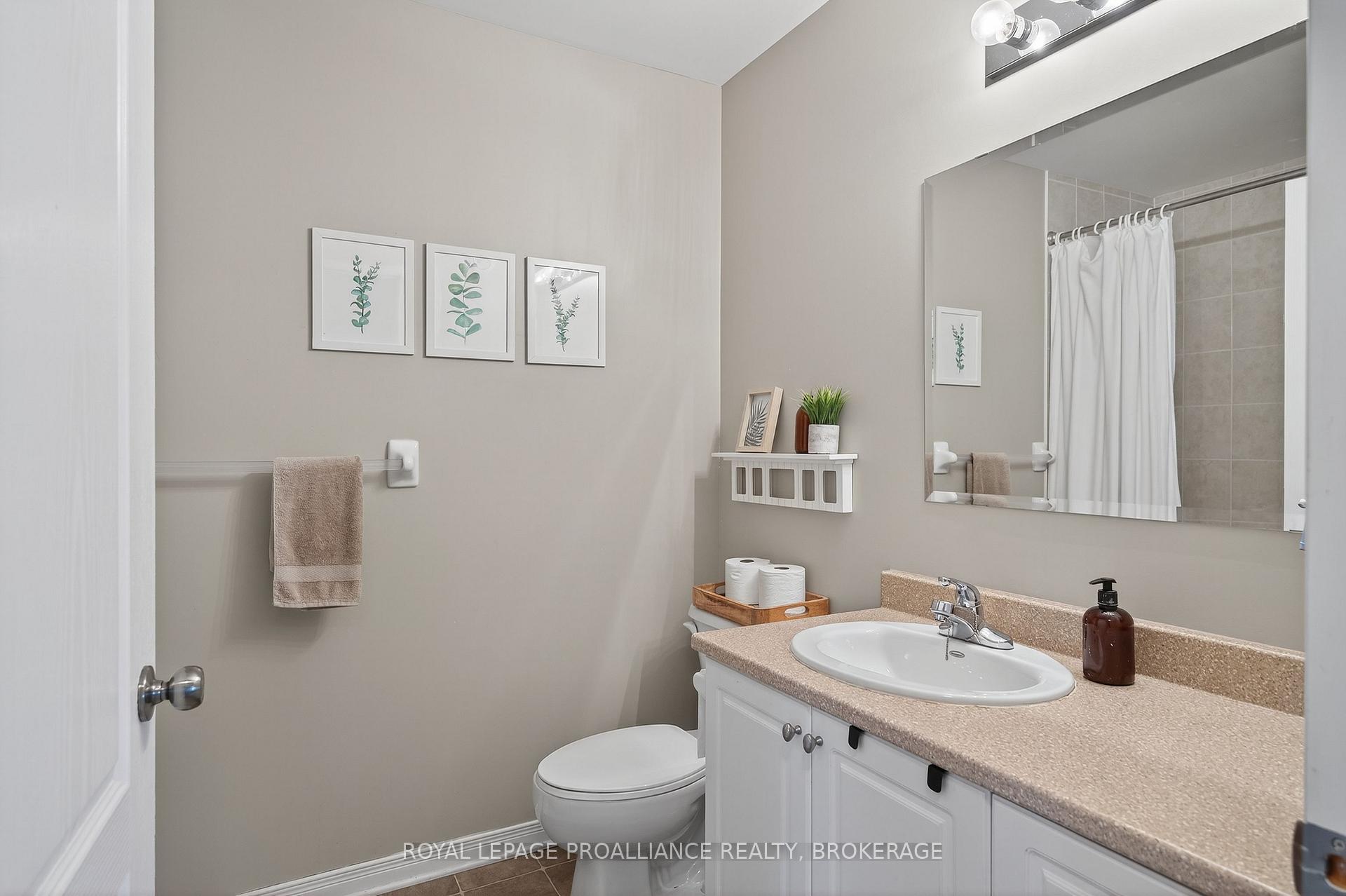 Photo 23 of 1395 Atkinson Street, Kingston, City Northwest — HOMEH