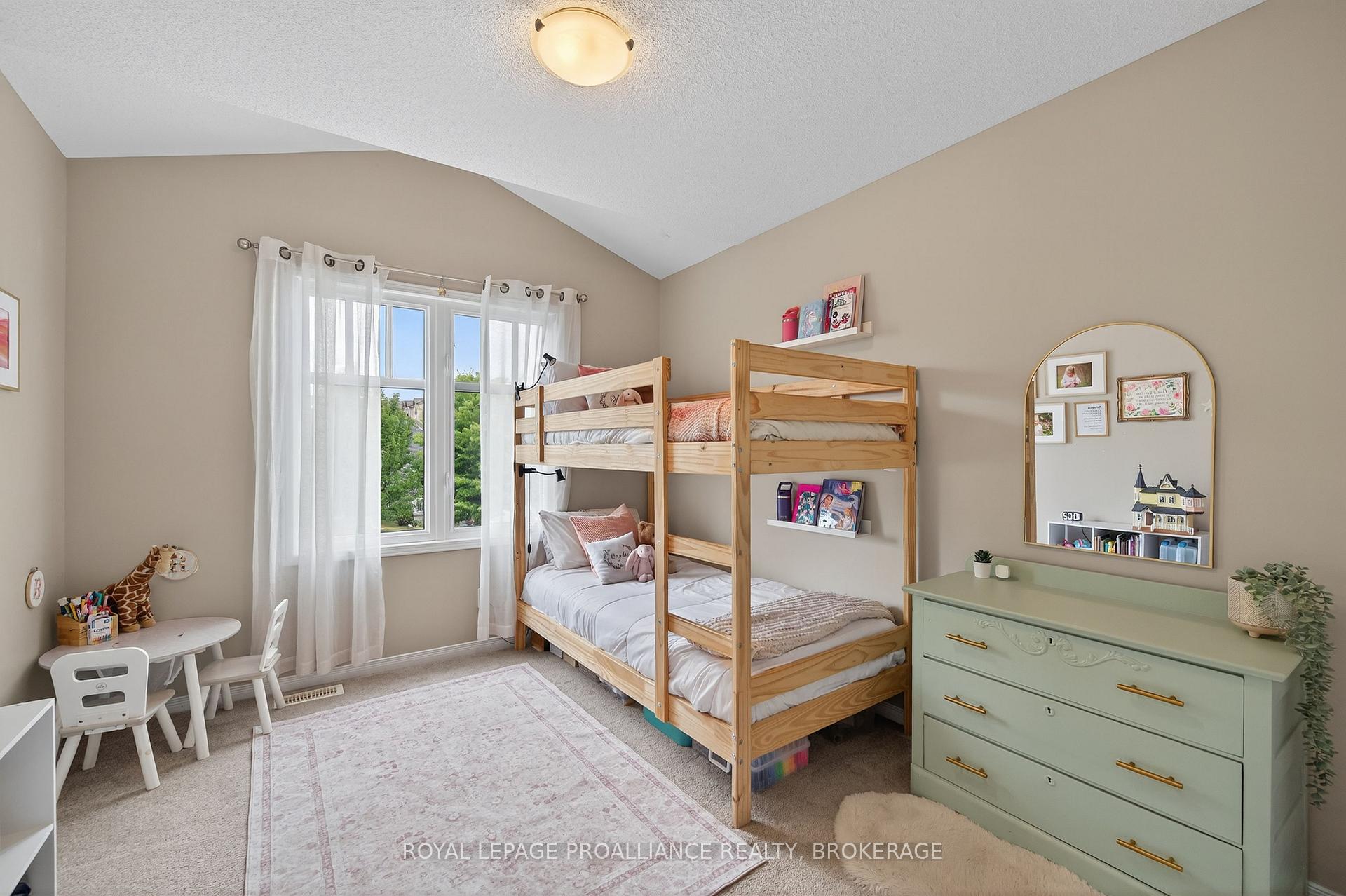 Photo 25 of 1395 Atkinson Street, Kingston, City Northwest — HOMEH