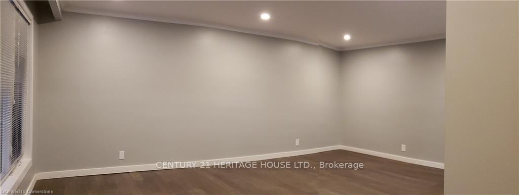 Photo 8 of 23 Bonnylyn Drive, Kitchener — HOMEH