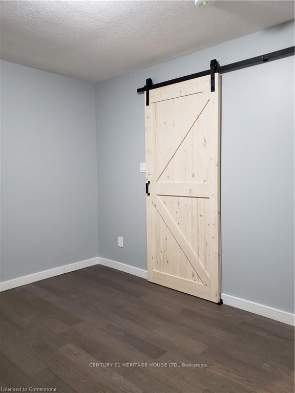 Photo 13 of 23 Bonnylyn Drive, Kitchener — HOMEH