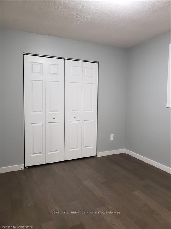 Photo 17 of 23 Bonnylyn Drive, Kitchener — HOMEH
