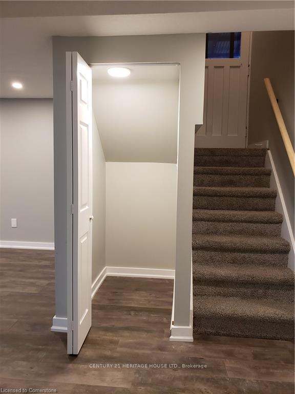 Photo 20 of 23 Bonnylyn Drive, Kitchener — HOMEH