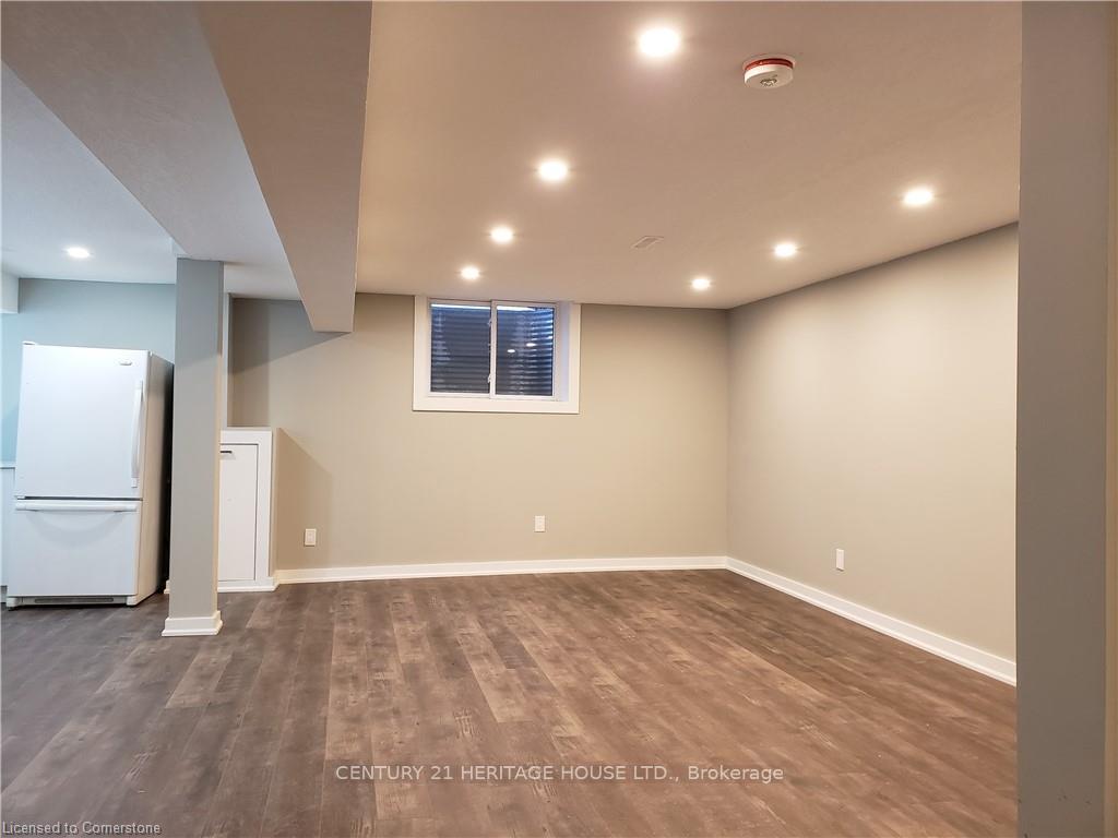 Photo 23 of 23 Bonnylyn Drive, Kitchener — HOMEH