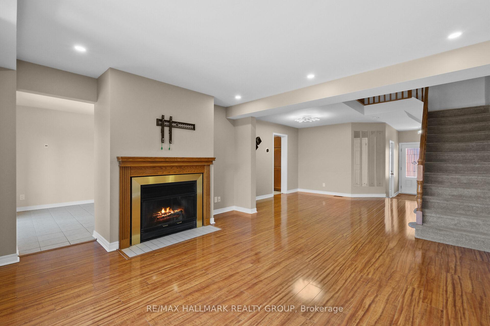 Photo 8 of 259 Knudson Drive, Ottawa, Kanata - Kanata Lakes/Heritage Hills — HOMEH