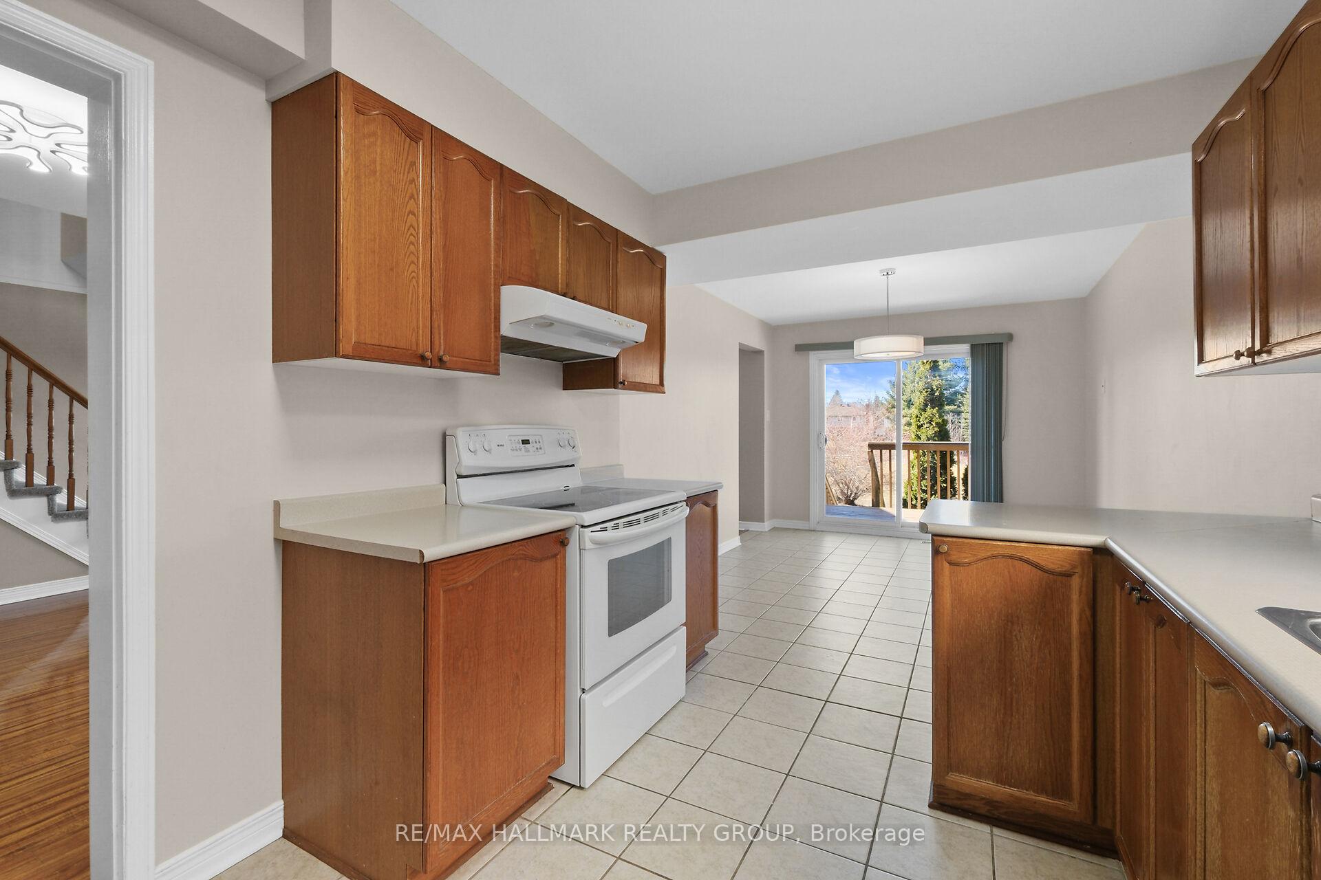 Photo 11 of 259 Knudson Drive, Ottawa, Kanata - Kanata Lakes/Heritage Hills — HOMEH