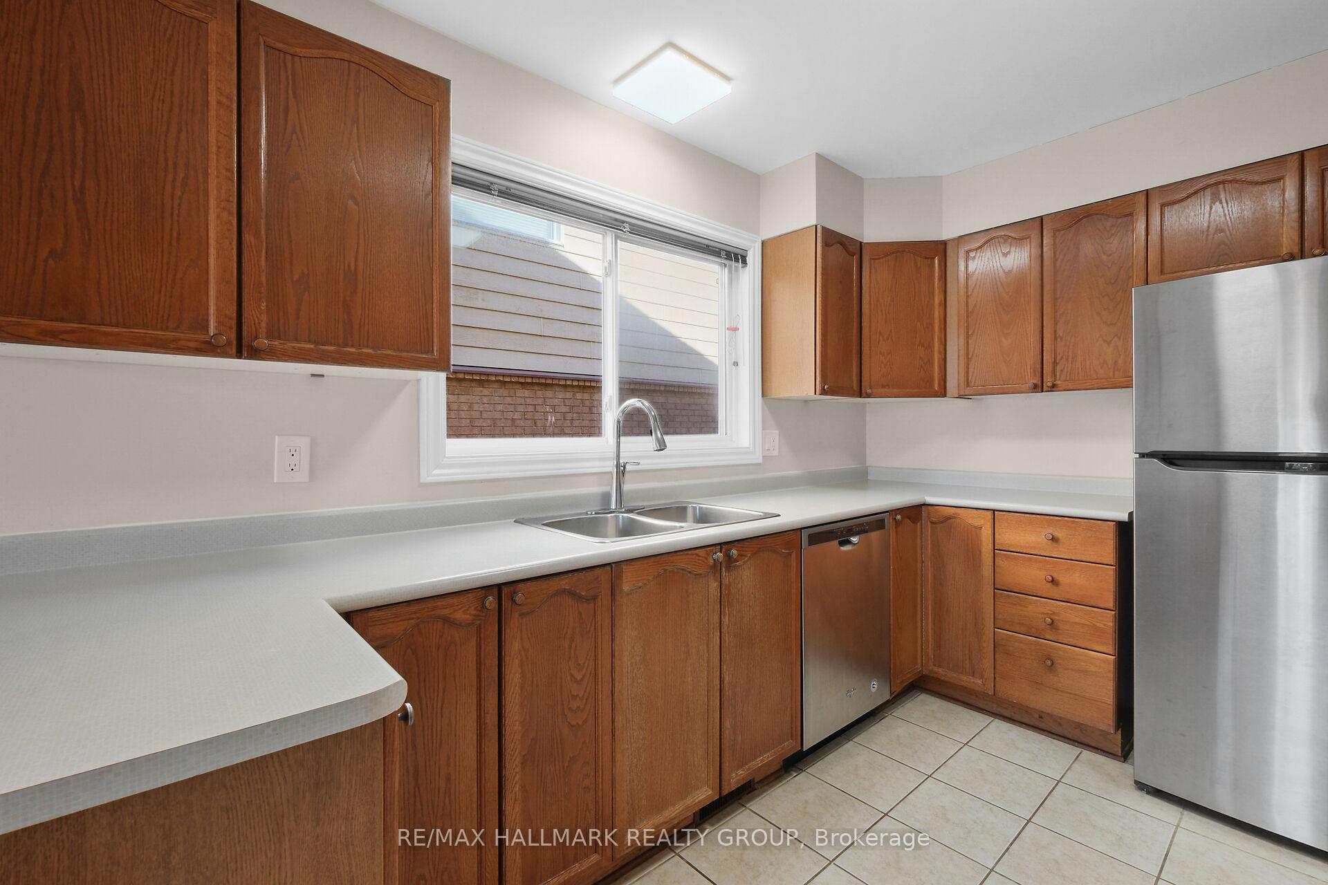 Photo 12 of 259 Knudson Drive, Ottawa, Kanata - Kanata Lakes/Heritage Hills — HOMEH