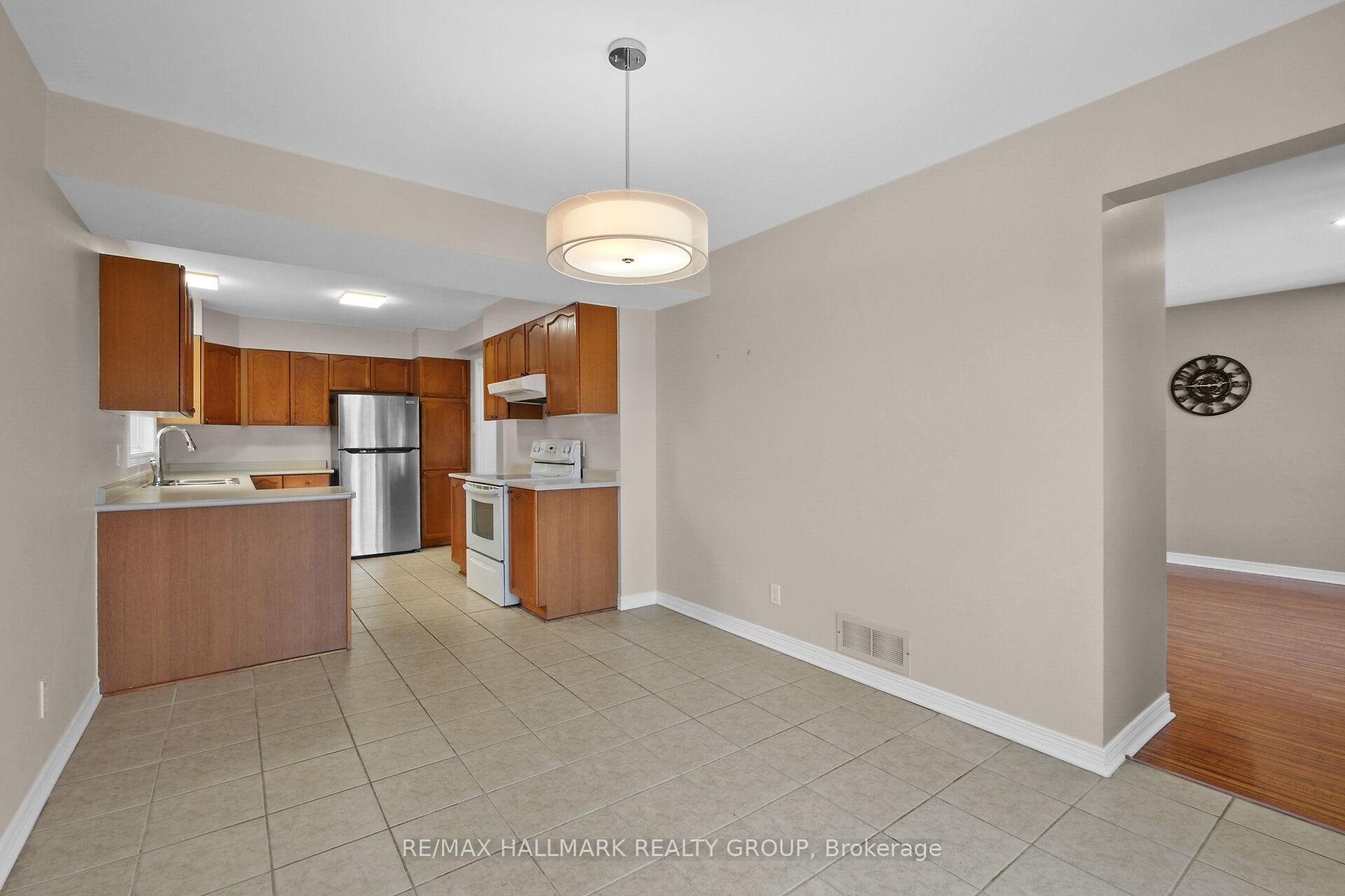 Photo 18 of 259 Knudson Drive, Ottawa, Kanata - Kanata Lakes/Heritage Hills — HOMEH