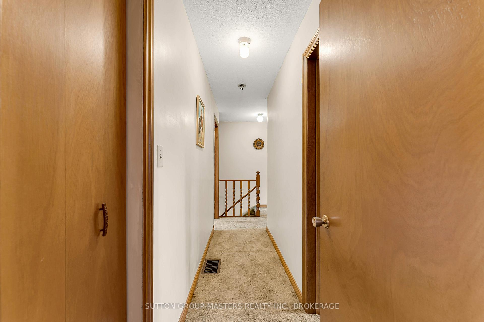 Photo 20 of 204 Inverness Crescent, Kingston, West of Sir John A. Blvd — HOMEH