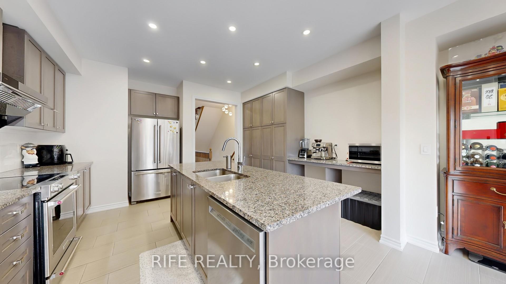 Photo 14 of 66 Mannar Drive, Markham, Victoria Square — HOMEH