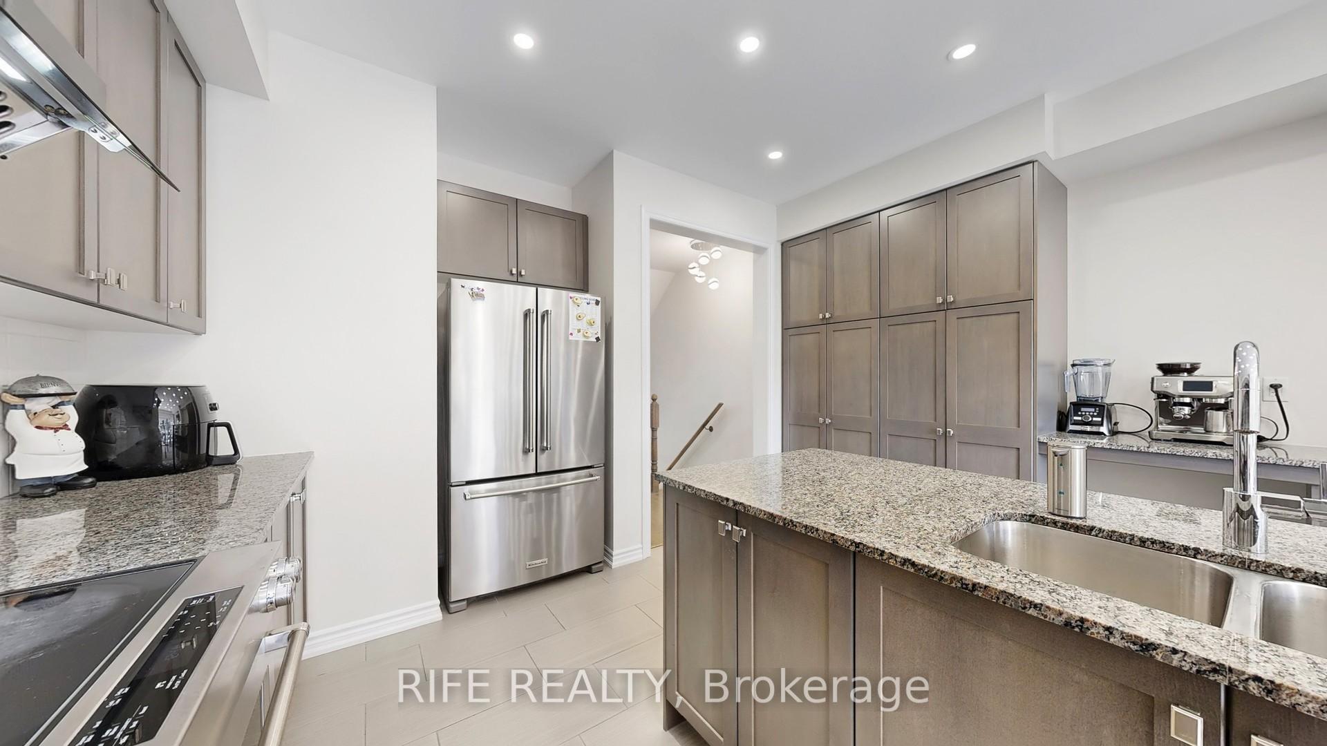 Photo 15 of 66 Mannar Drive, Markham, Victoria Square — HOMEH