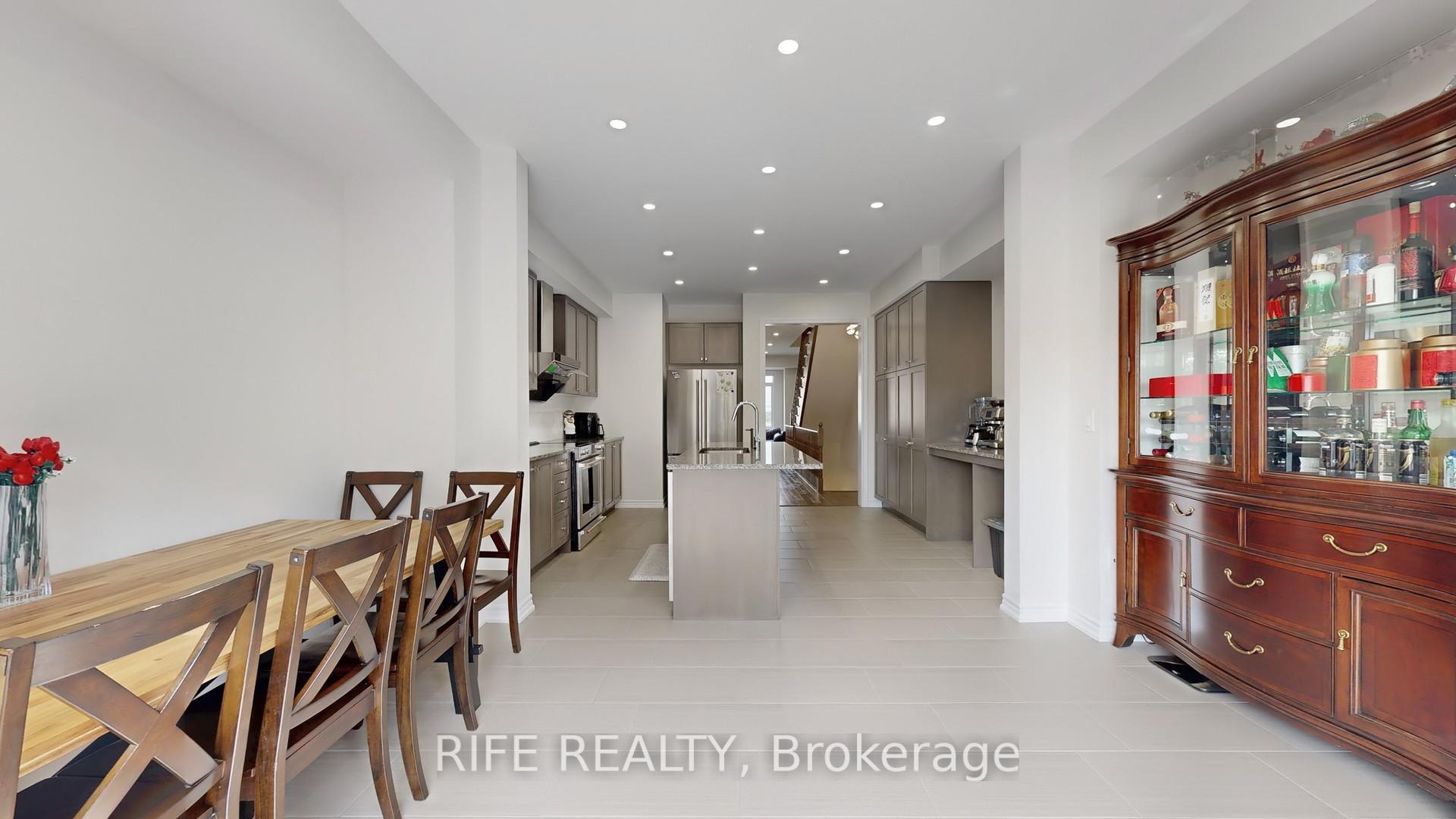 Photo 18 of 66 Mannar Drive, Markham, Victoria Square — HOMEH