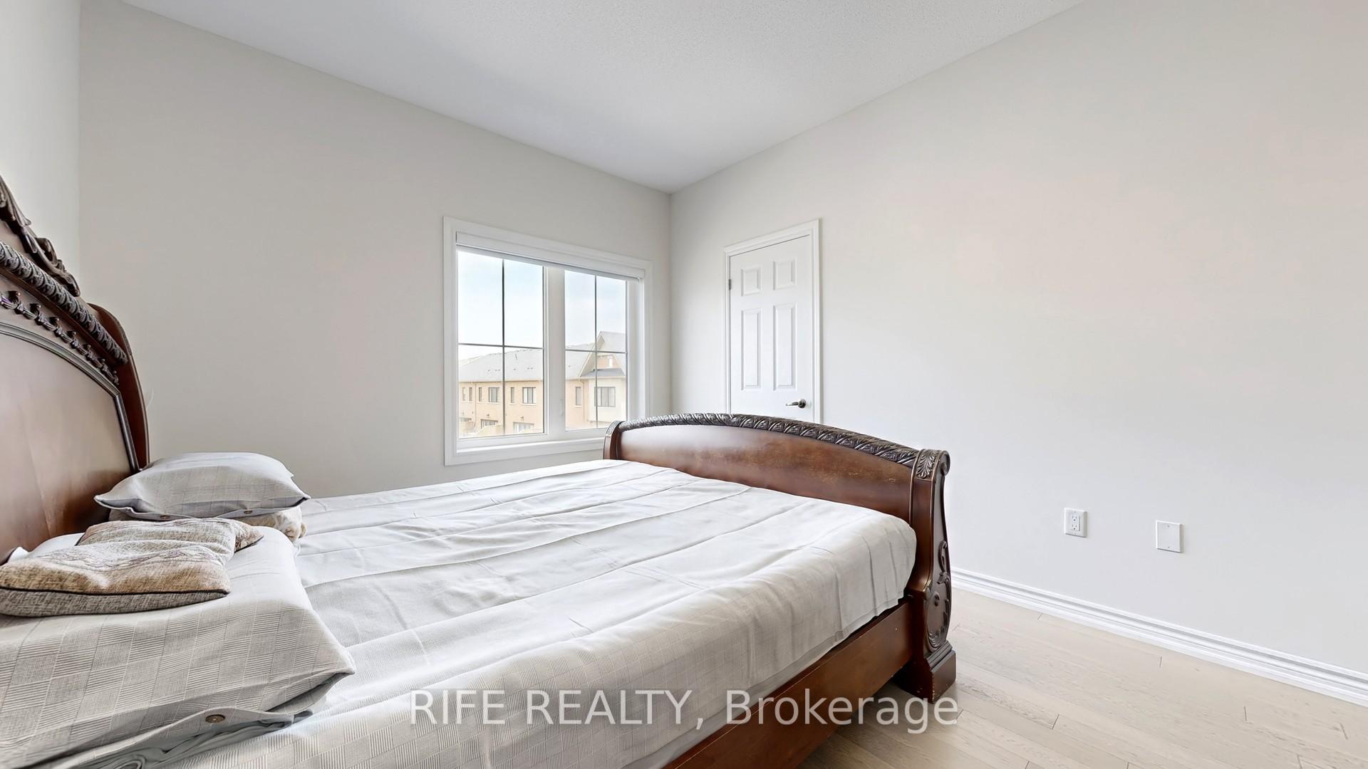 Photo 24 of 66 Mannar Drive, Markham, Victoria Square — HOMEH