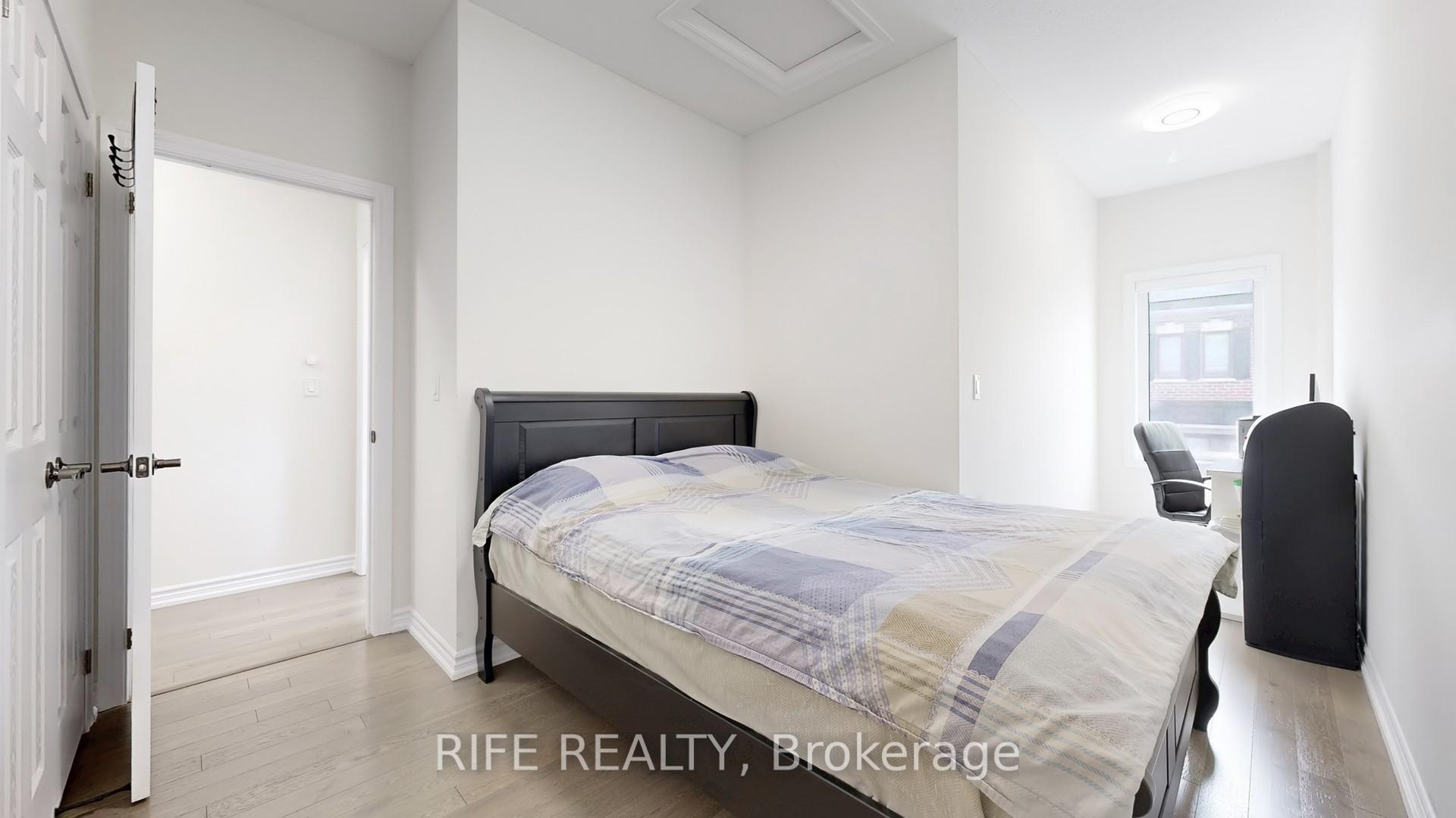 Photo 32 of 66 Mannar Drive, Markham, Victoria Square — HOMEH