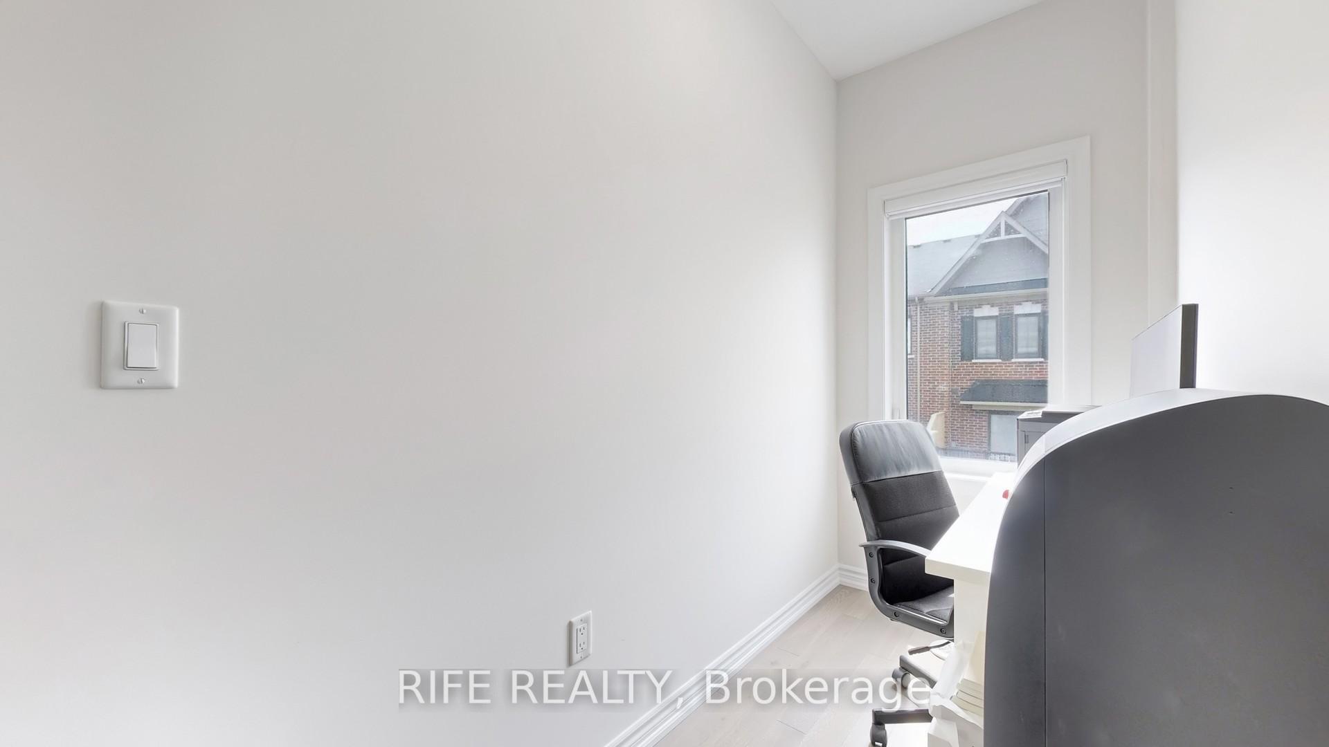 Photo 34 of 66 Mannar Drive, Markham, Victoria Square — HOMEH