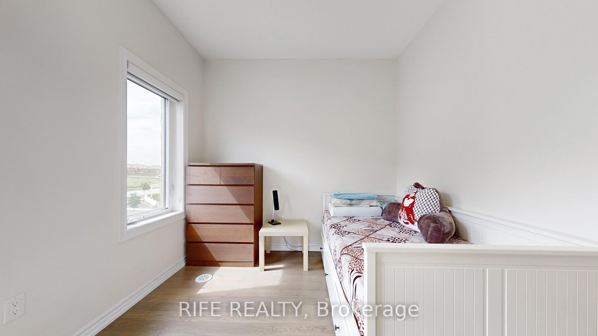 Photo 36 of 66 Mannar Drive, Markham, Victoria Square — HOMEH