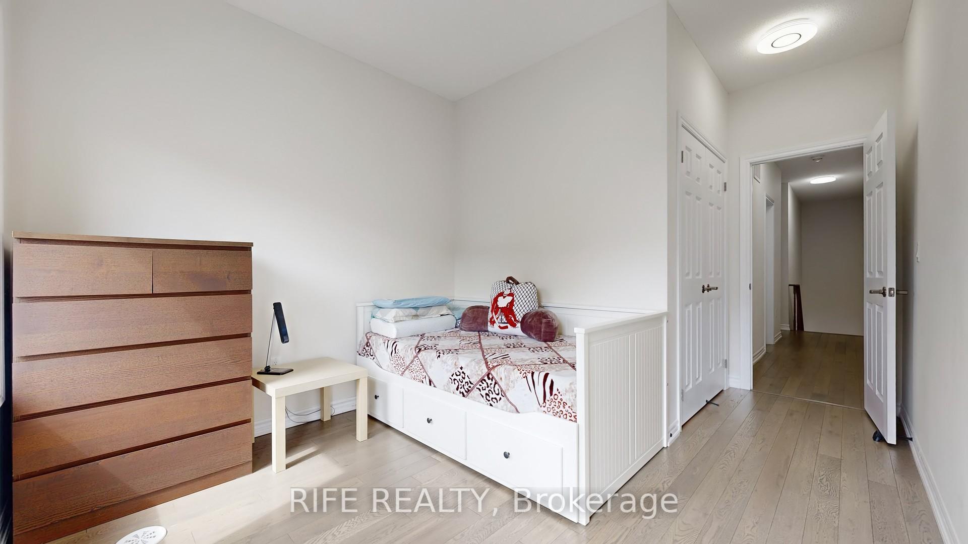 Photo 37 of 66 Mannar Drive, Markham, Victoria Square — HOMEH