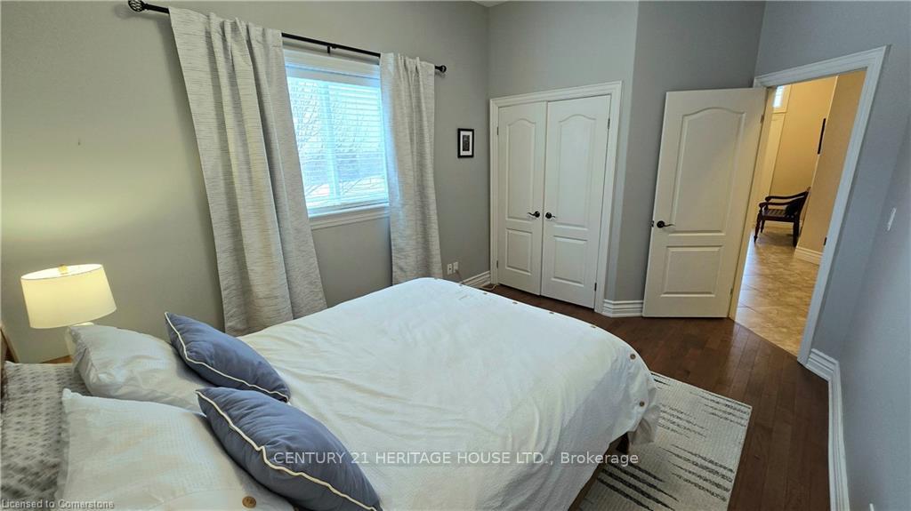 Photo 6 of 217 Huck Crescent, Kitchener — HOMEH