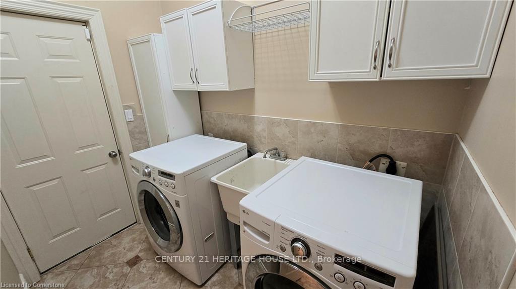 Photo 8 of 217 Huck Crescent, Kitchener — HOMEH
