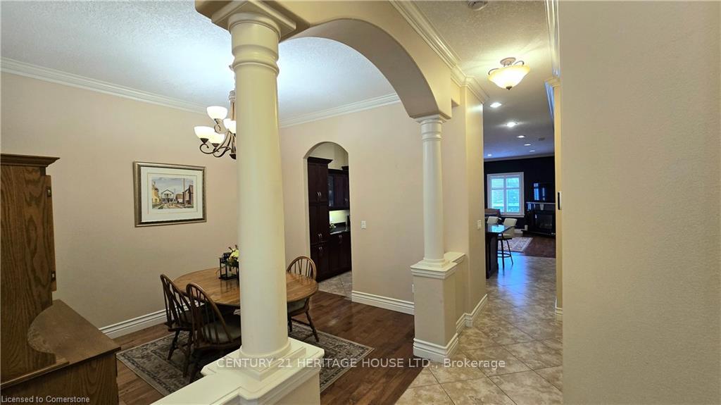 Photo 9 of 217 Huck Crescent, Kitchener — HOMEH