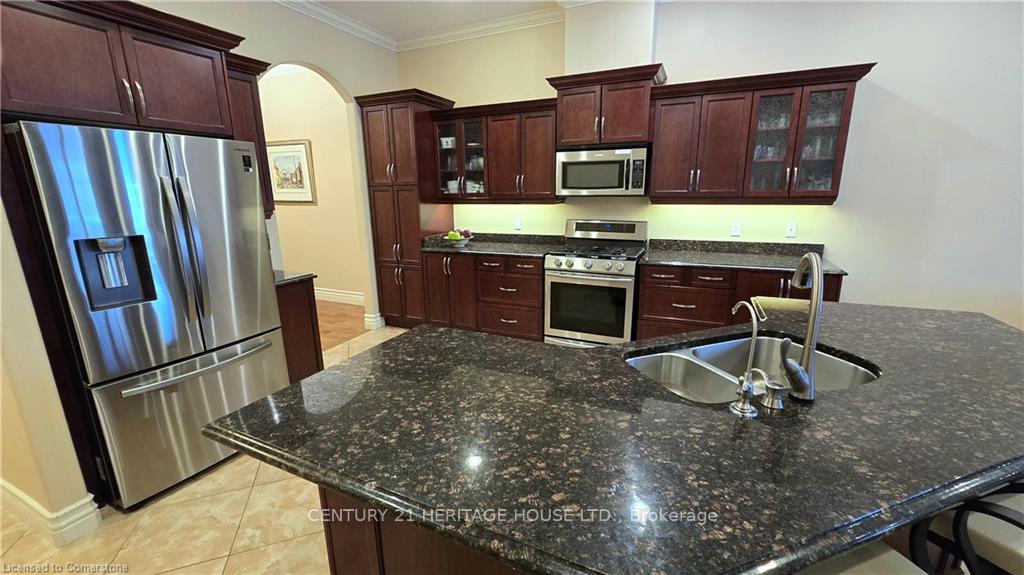 Photo 15 of 217 Huck Crescent, Kitchener — HOMEH