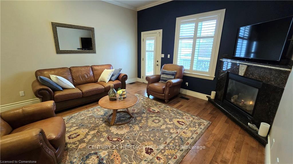 Photo 18 of 217 Huck Crescent, Kitchener — HOMEH