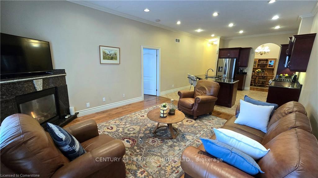 Photo 19 of 217 Huck Crescent, Kitchener — HOMEH
