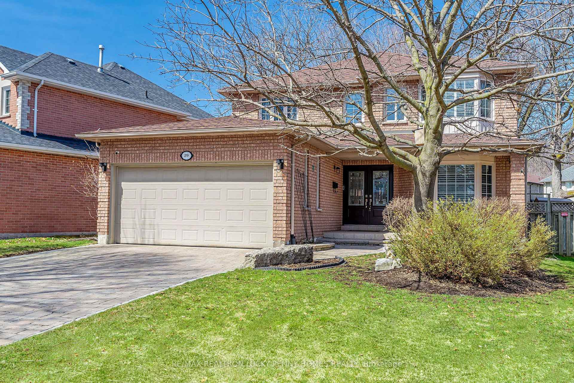 Photo 2 of 89 Havagal Crescent, Markham, Markville — HOMEH
