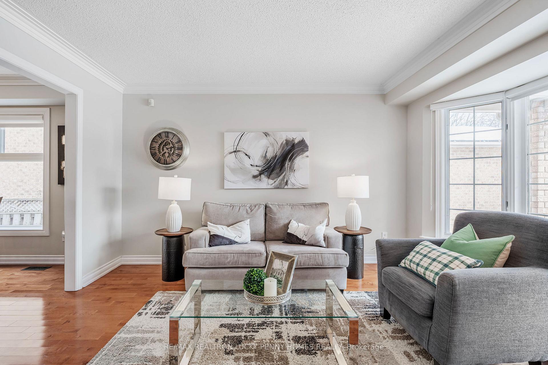 Photo 6 of 89 Havagal Crescent, Markham, Markville — HOMEH
