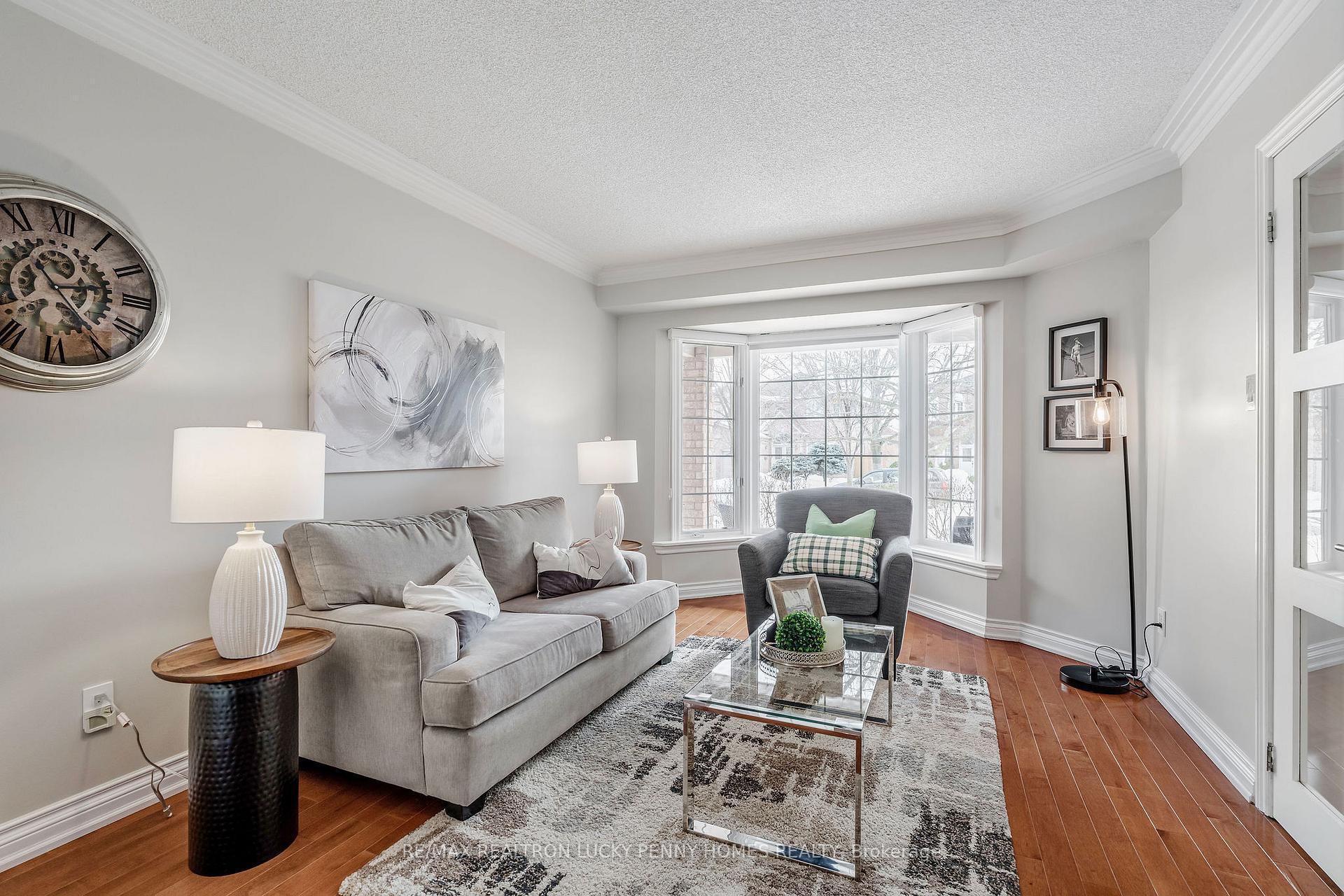 Photo 7 of 89 Havagal Crescent, Markham, Markville — HOMEH