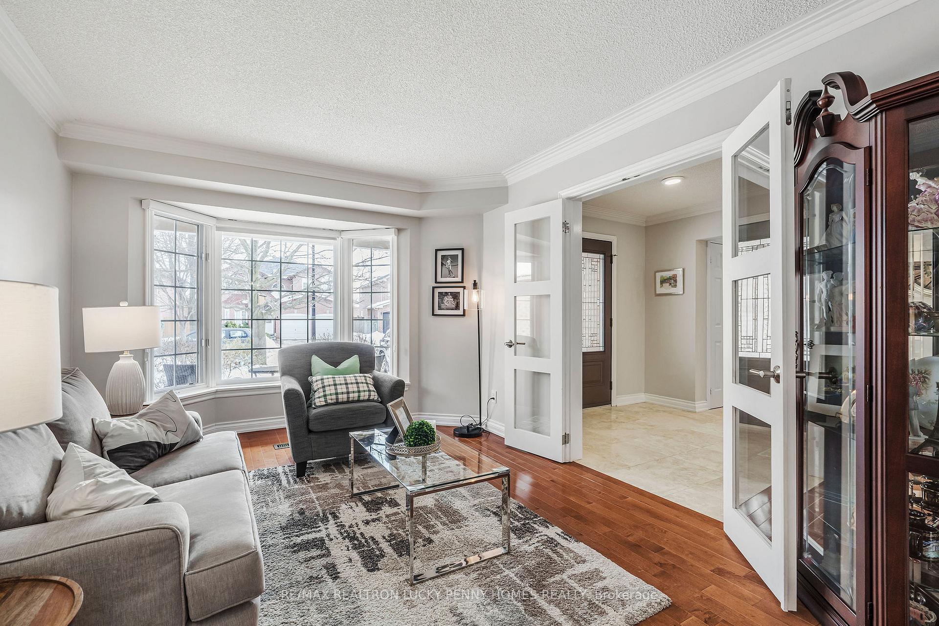 Photo 8 of 89 Havagal Crescent, Markham, Markville — HOMEH