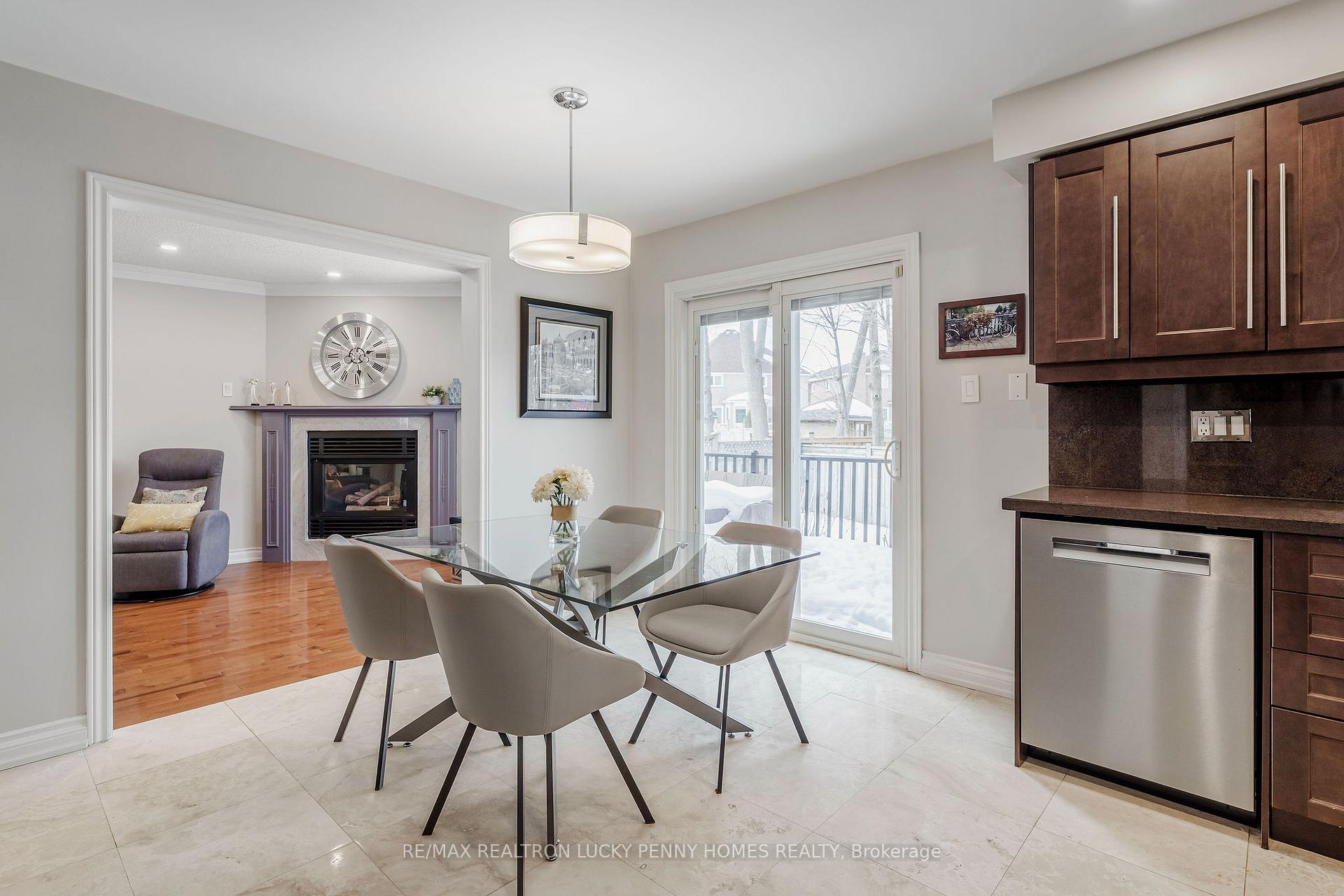 Photo 10 of 89 Havagal Crescent, Markham, Markville — HOMEH