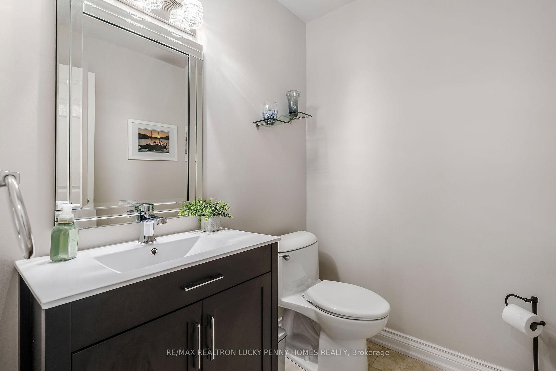 Photo 17 of 89 Havagal Crescent, Markham, Markville — HOMEH