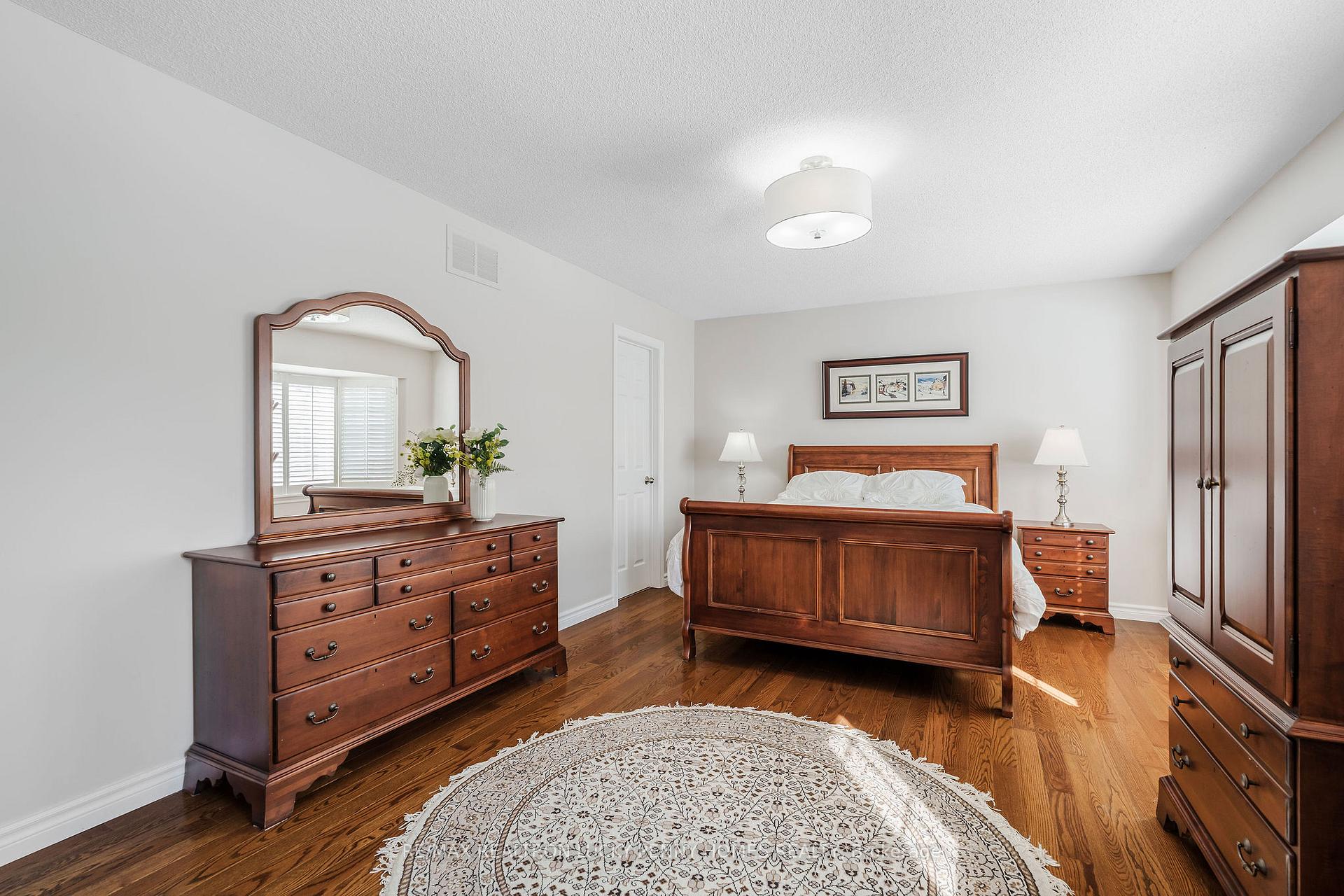 Photo 20 of 89 Havagal Crescent, Markham, Markville — HOMEH