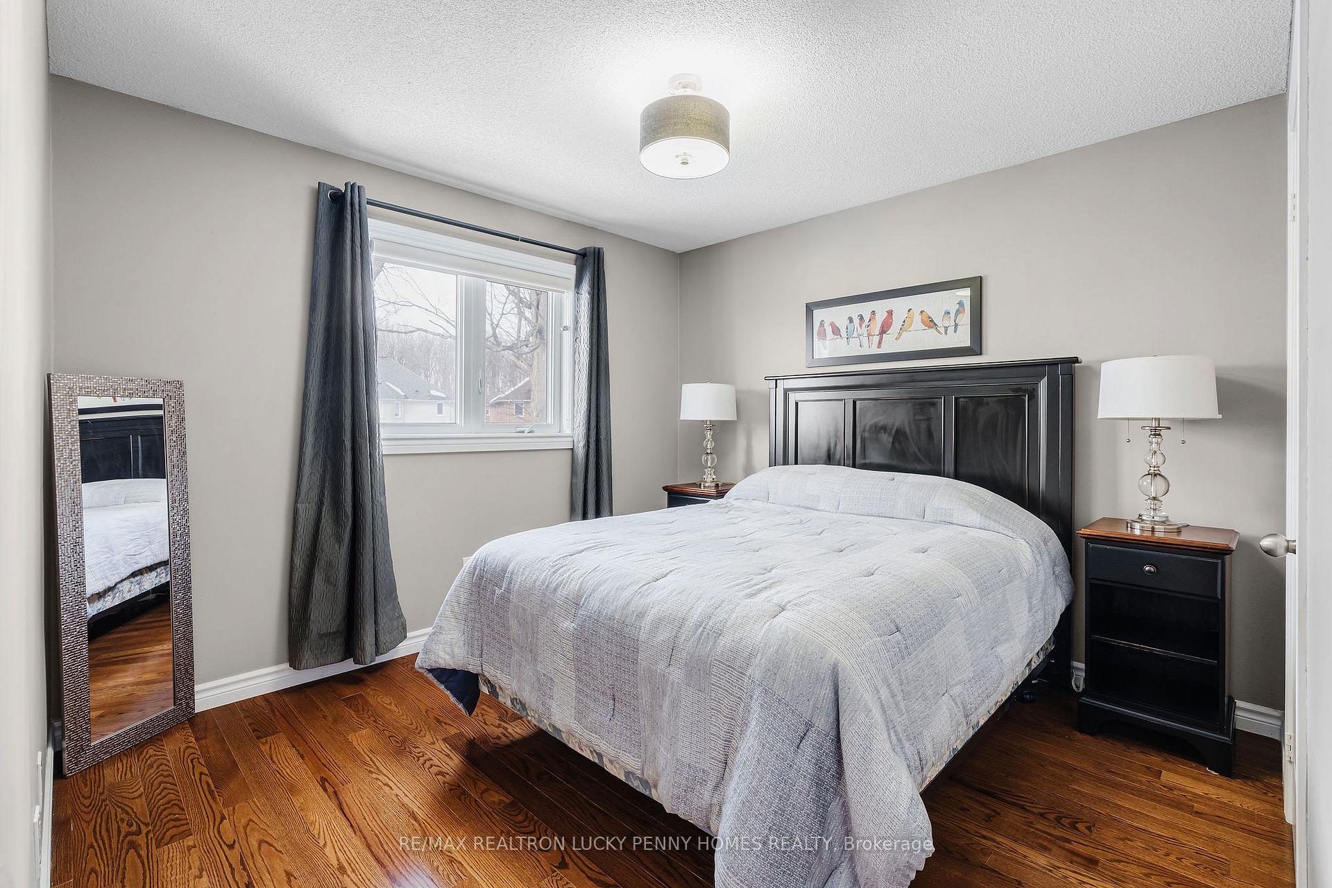 Photo 23 of 89 Havagal Crescent, Markham, Markville — HOMEH