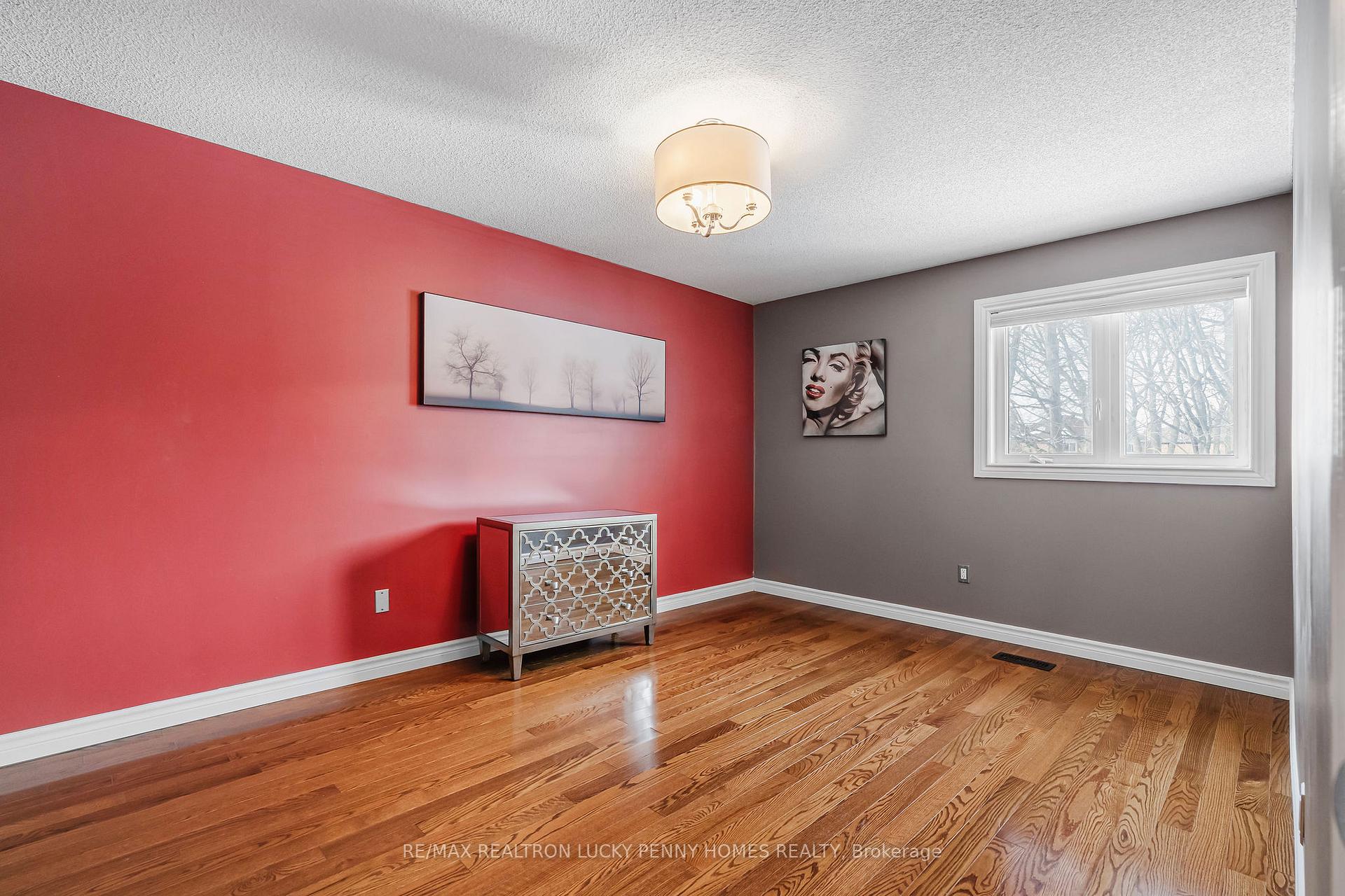 Photo 24 of 89 Havagal Crescent, Markham, Markville — HOMEH