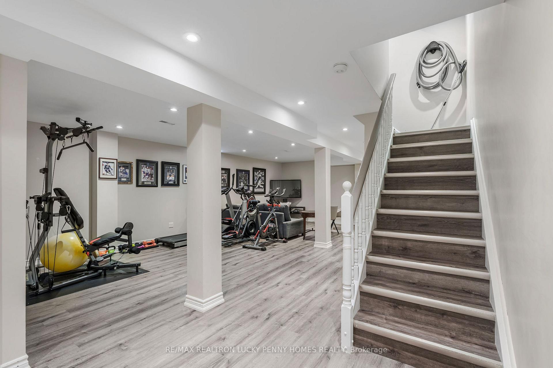 Photo 28 of 89 Havagal Crescent, Markham, Markville — HOMEH