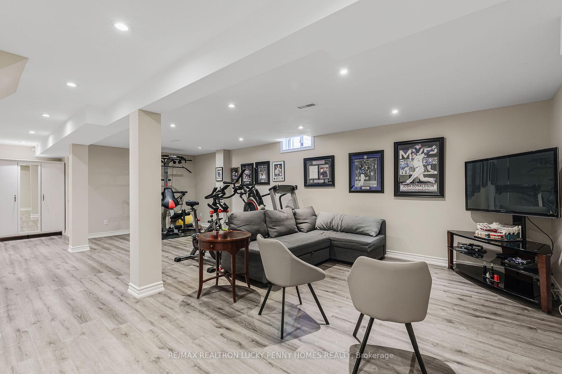 Photo 29 of 89 Havagal Crescent, Markham, Markville — HOMEH
