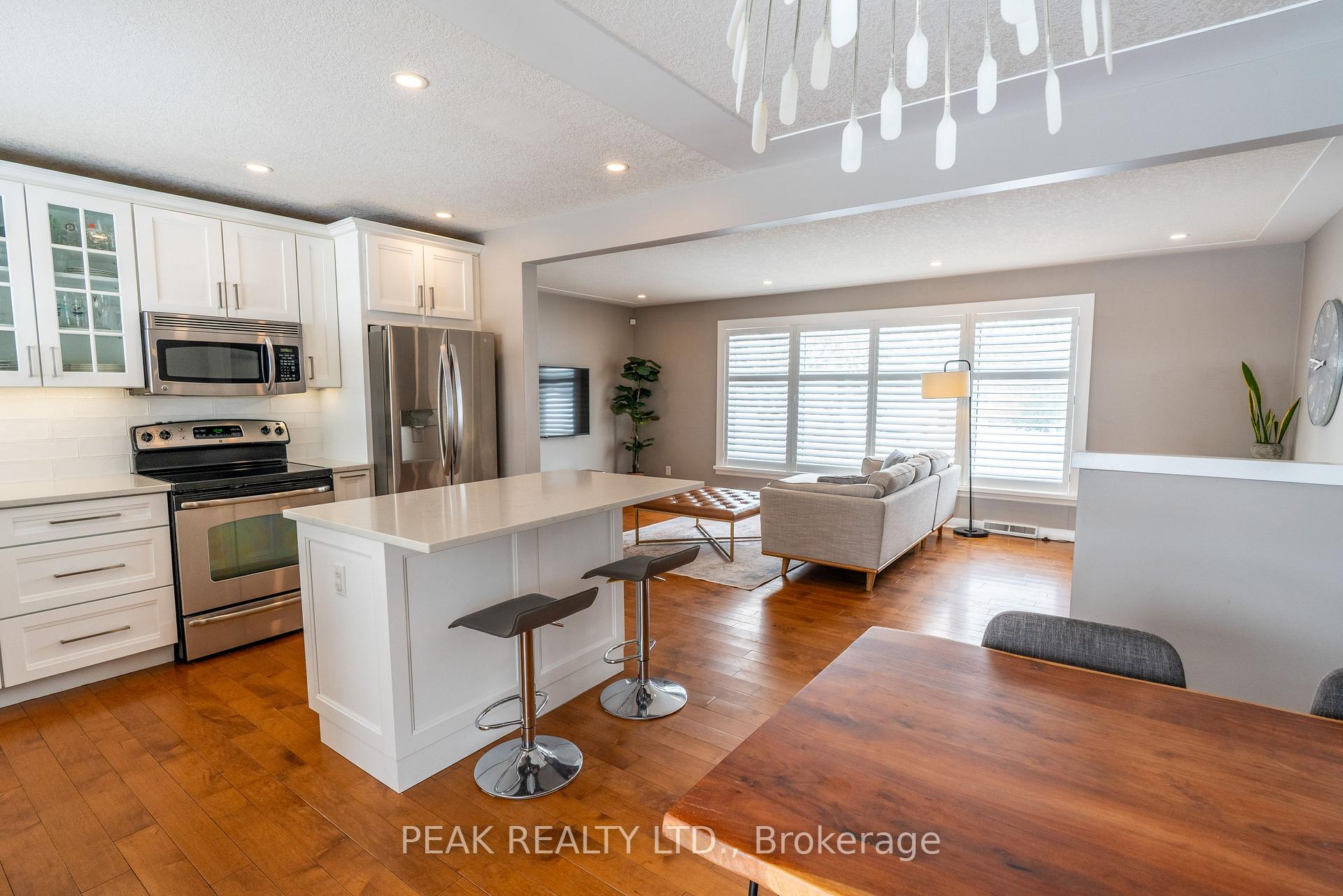 Photo 13 of 538 Dunbar Road, Kitchener — HOMEH