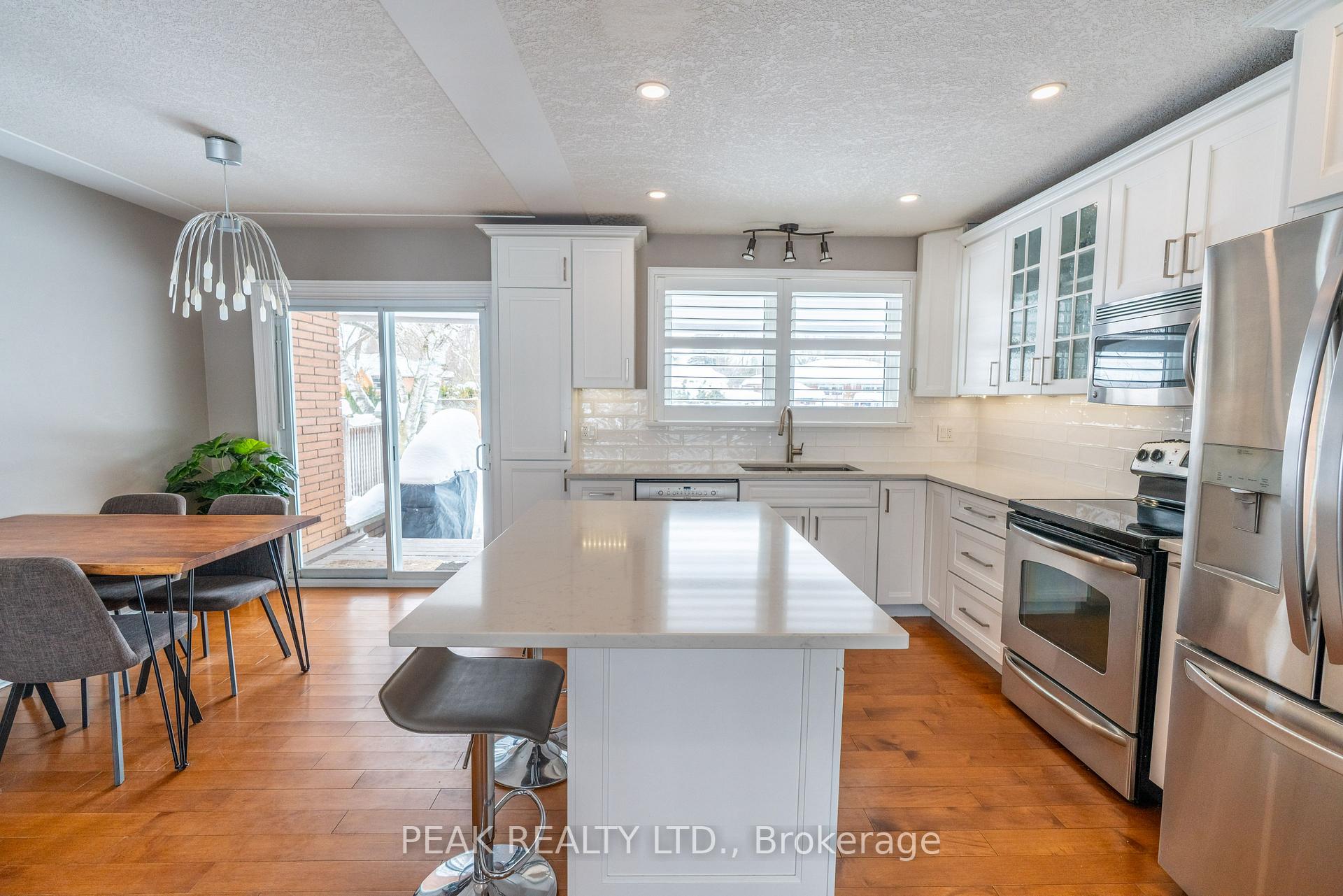 Photo 15 of 538 Dunbar Road, Kitchener — HOMEH