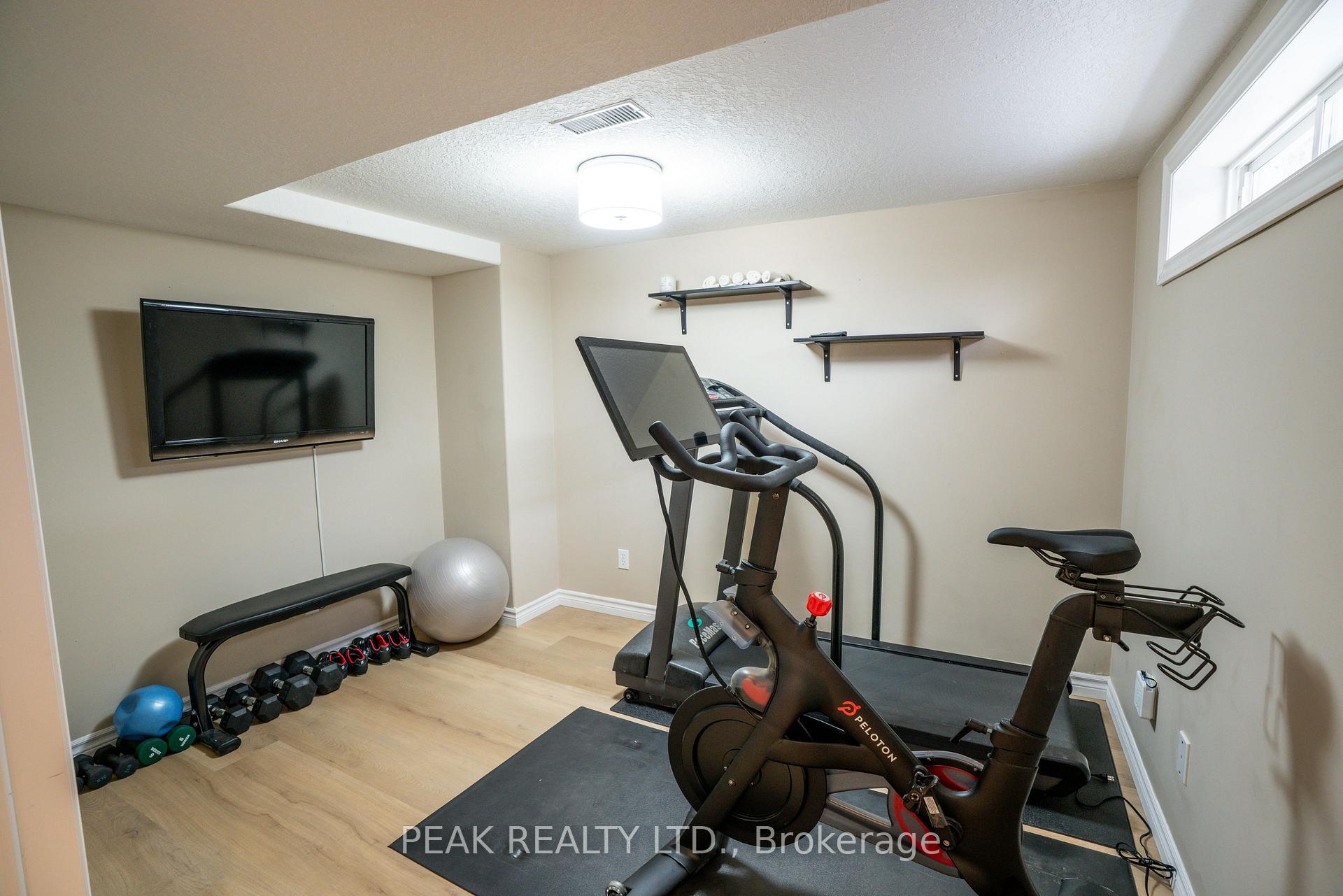 Photo 36 of 538 Dunbar Road, Kitchener — HOMEH