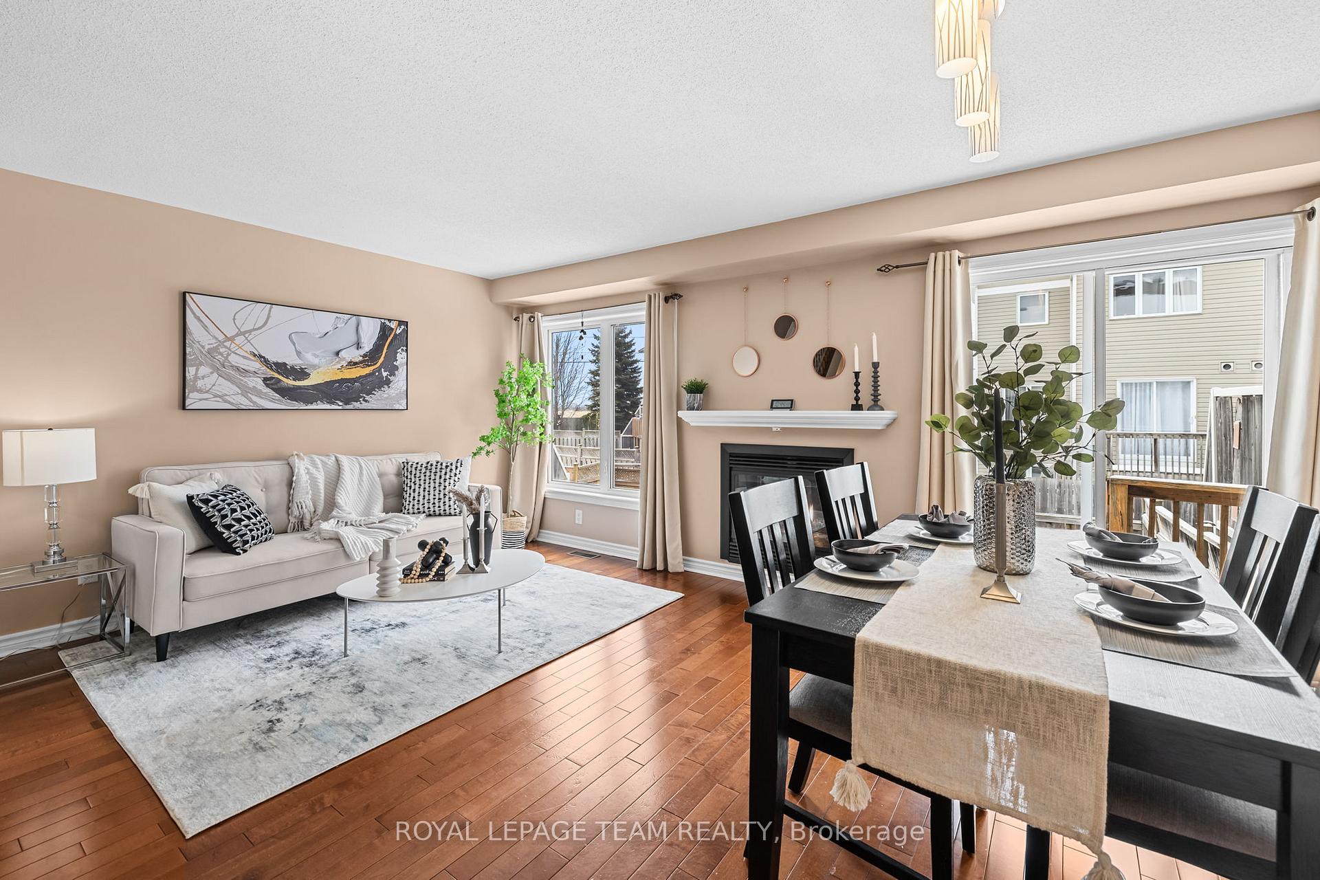 Photo 5 of 253 Catamount Court, Ottawa, Kanata - Emerald Meadows/Trailwest — HOMEH