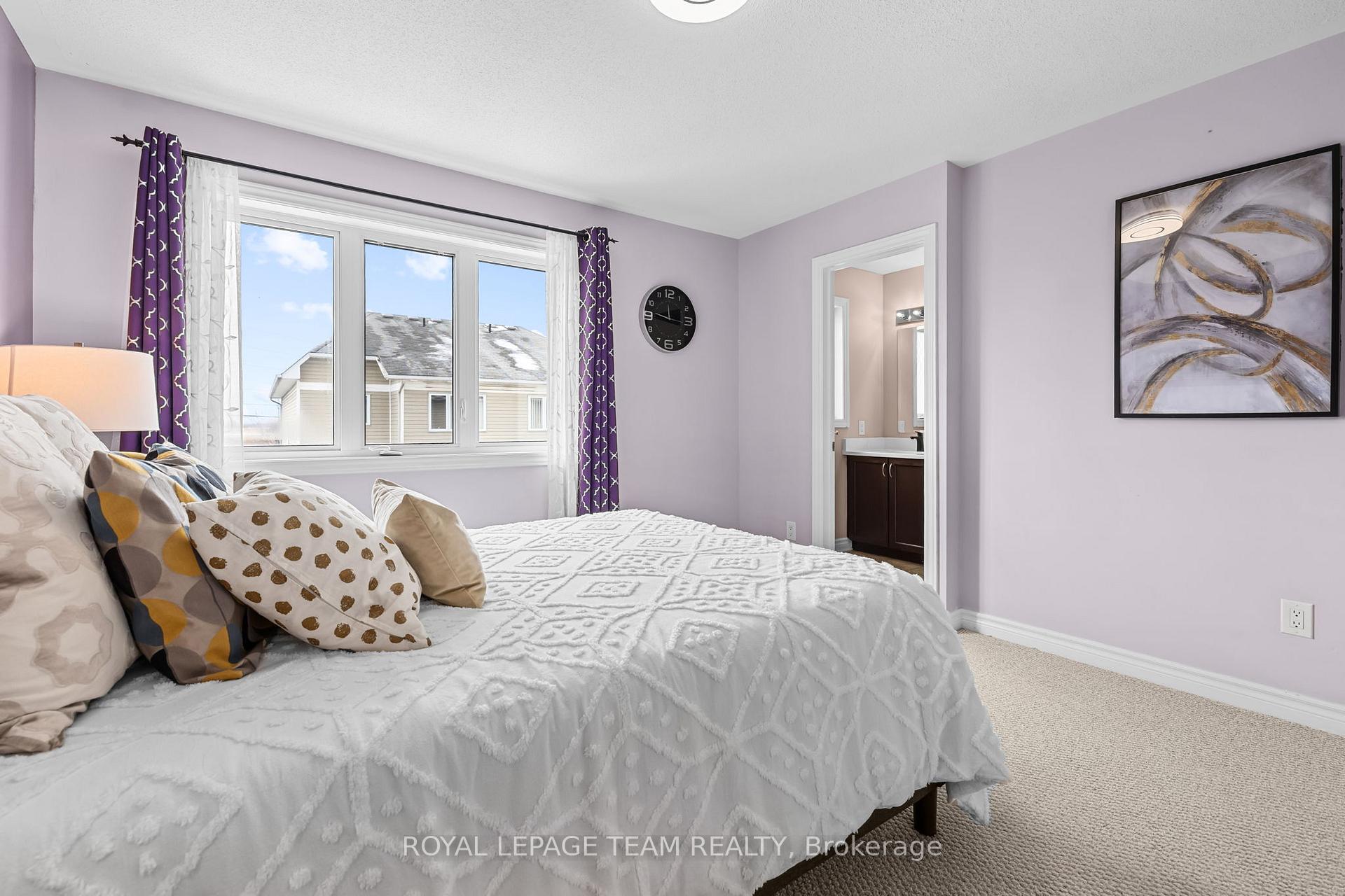 Photo 17 of 253 Catamount Court, Ottawa, Kanata - Emerald Meadows/Trailwest — HOMEH