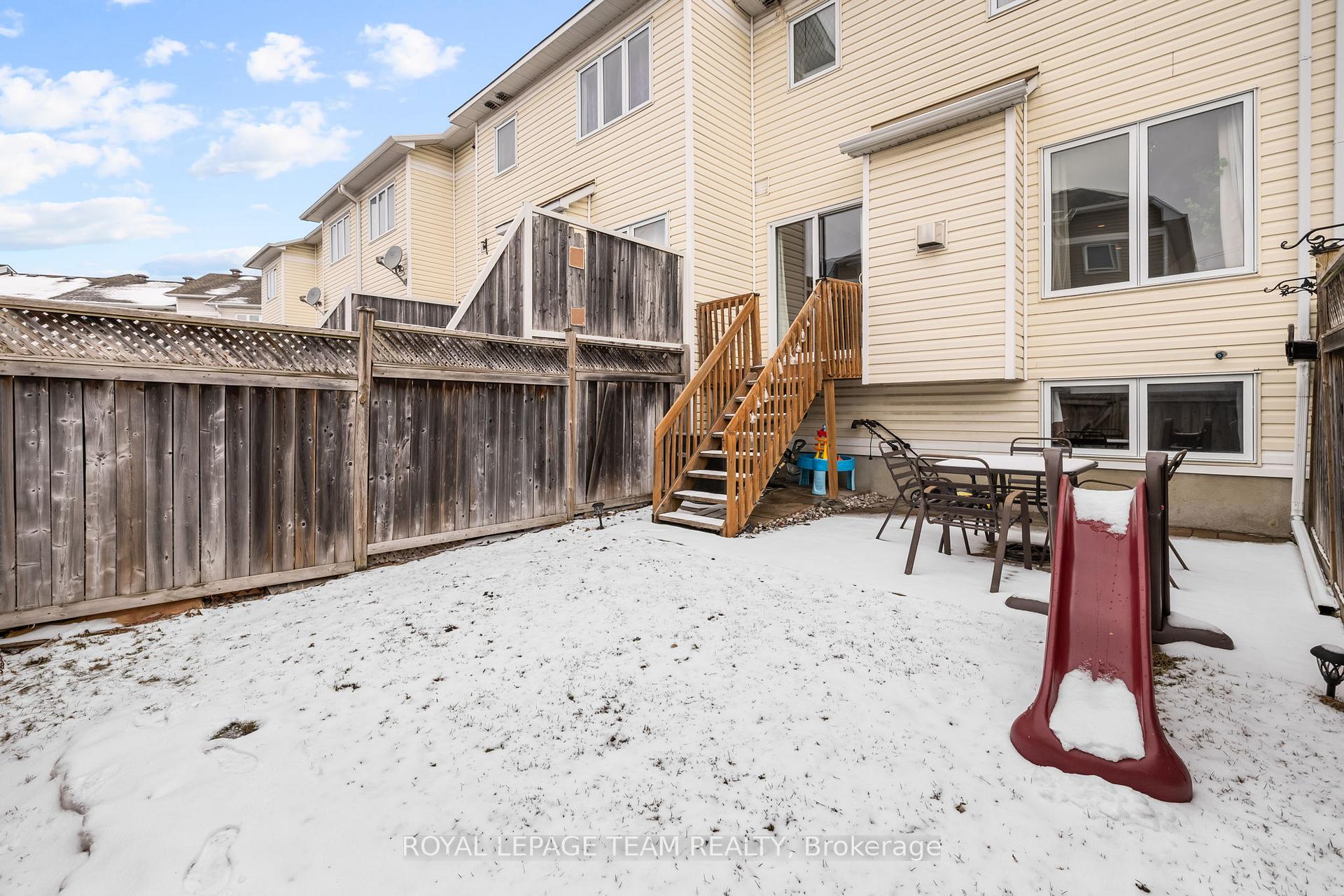 Photo 28 of 253 Catamount Court, Ottawa, Kanata - Emerald Meadows/Trailwest — HOMEH