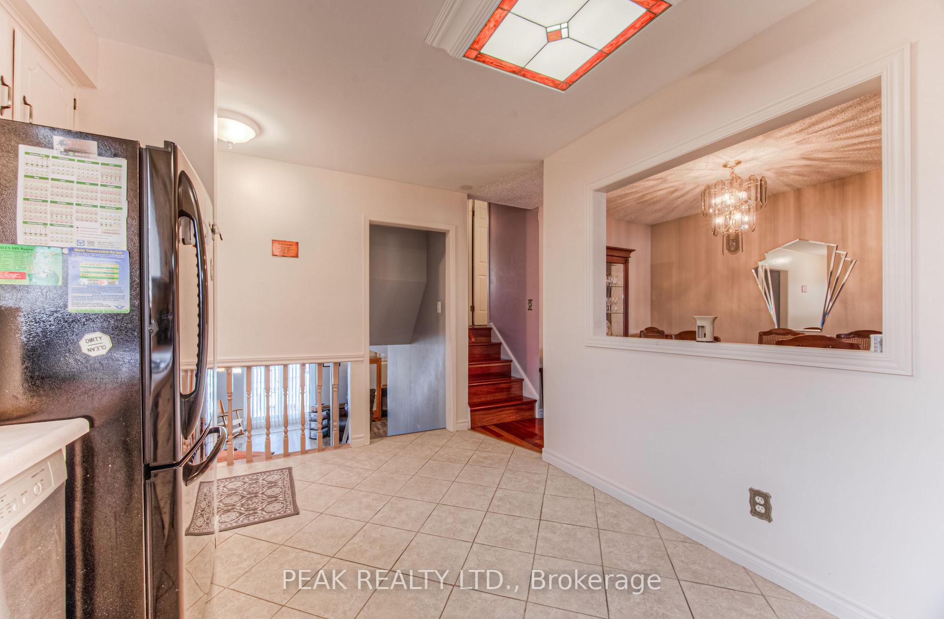 Photo 10 of 93 Uxbridge Crescent, Kitchener — HOMEH