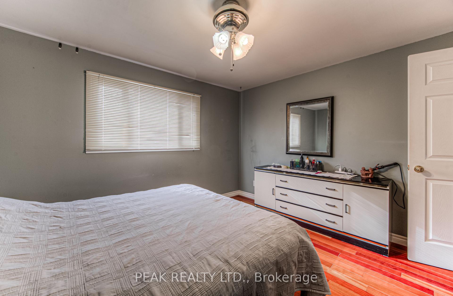 Photo 18 of 93 Uxbridge Crescent, Kitchener — HOMEH