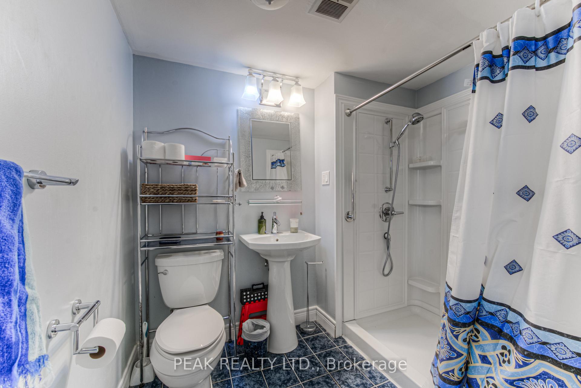 Photo 25 of 93 Uxbridge Crescent, Kitchener — HOMEH